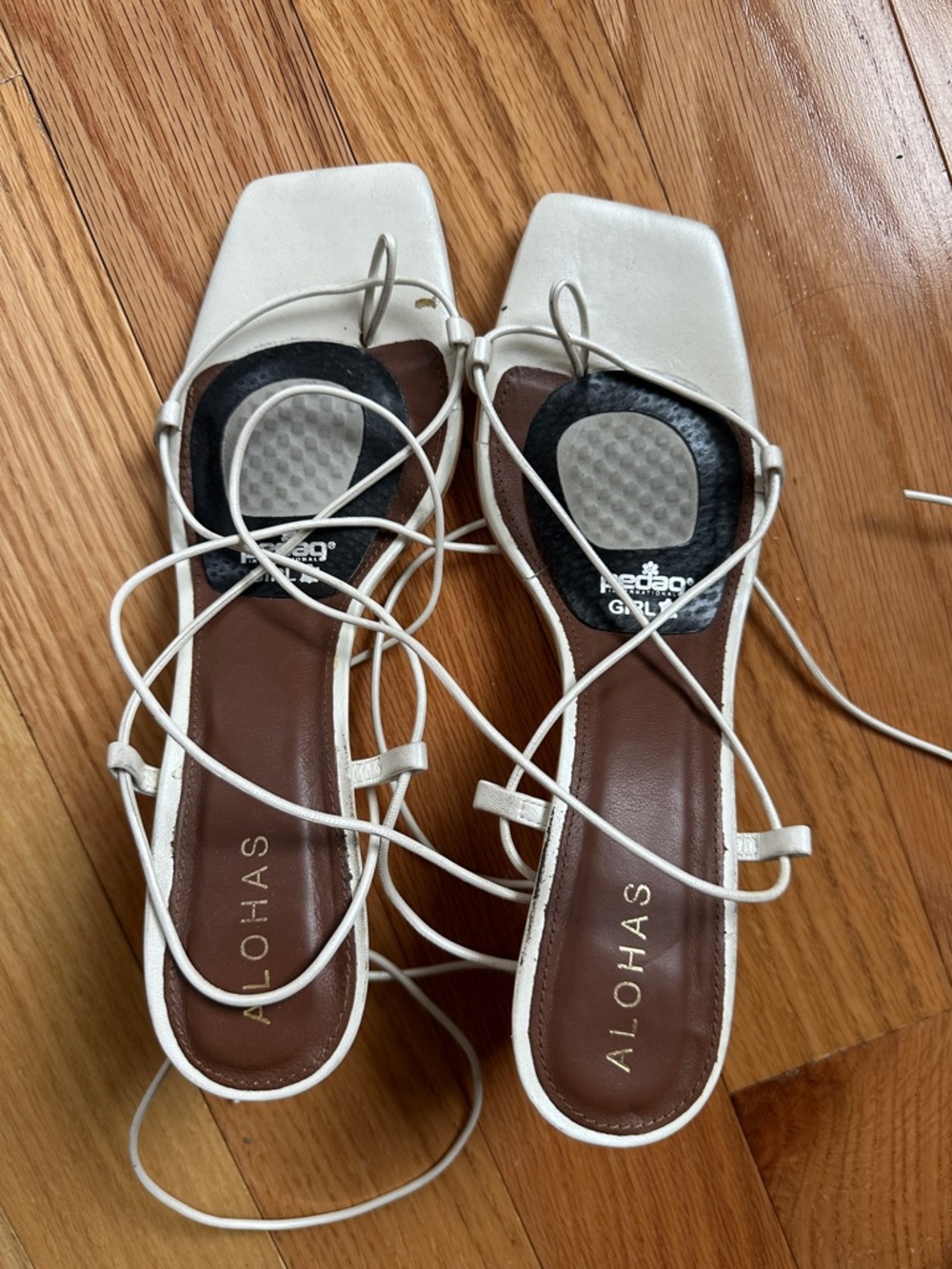 Alohas Lace-Up Heeled Sandals | Ivory | Square Toe | Size 40 ✨